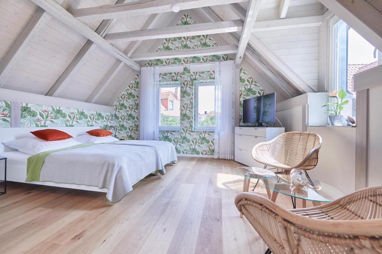 Hotel Bei Meyers Schlafen & Feiern à Bohlen  Extérieur photo