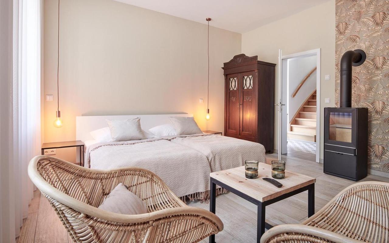 Hotel Bei Meyers Schlafen & Feiern à Bohlen  Extérieur photo