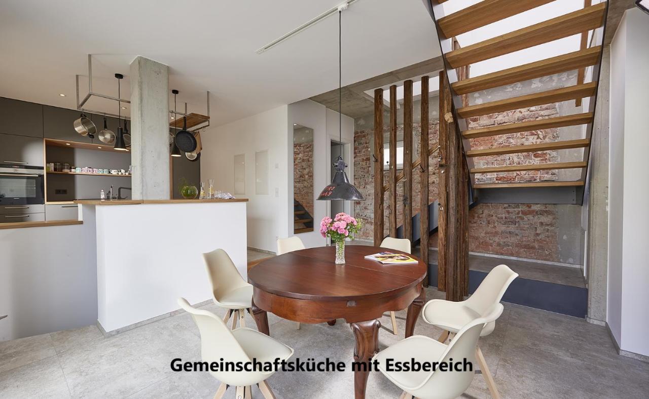 Hotel Bei Meyers Schlafen & Feiern à Bohlen  Extérieur photo